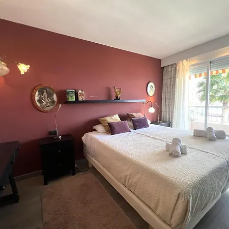 Apartment Marina Seafront By Homing *