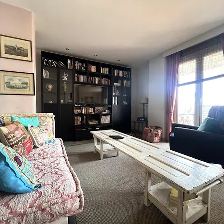 Marina Seafront By Homing Apartment *